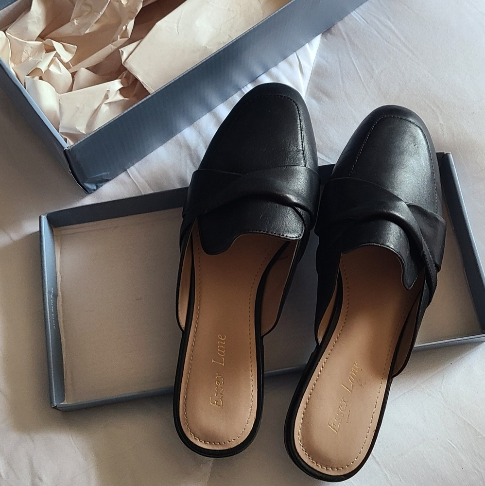 Essex Lane Louisa Black Square Toe Mules